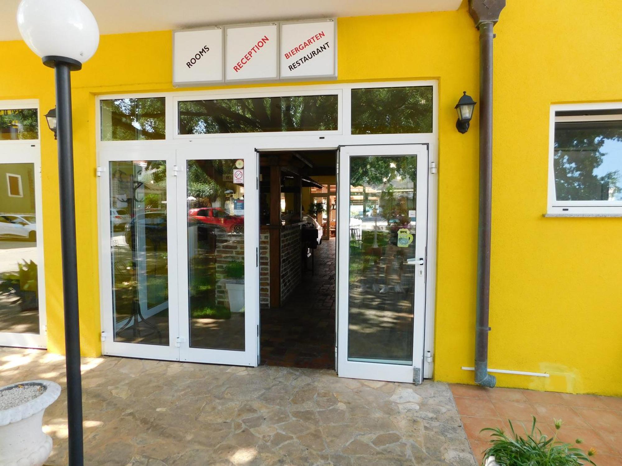 Biergarten Medulin Zewnętrze zdjęcie