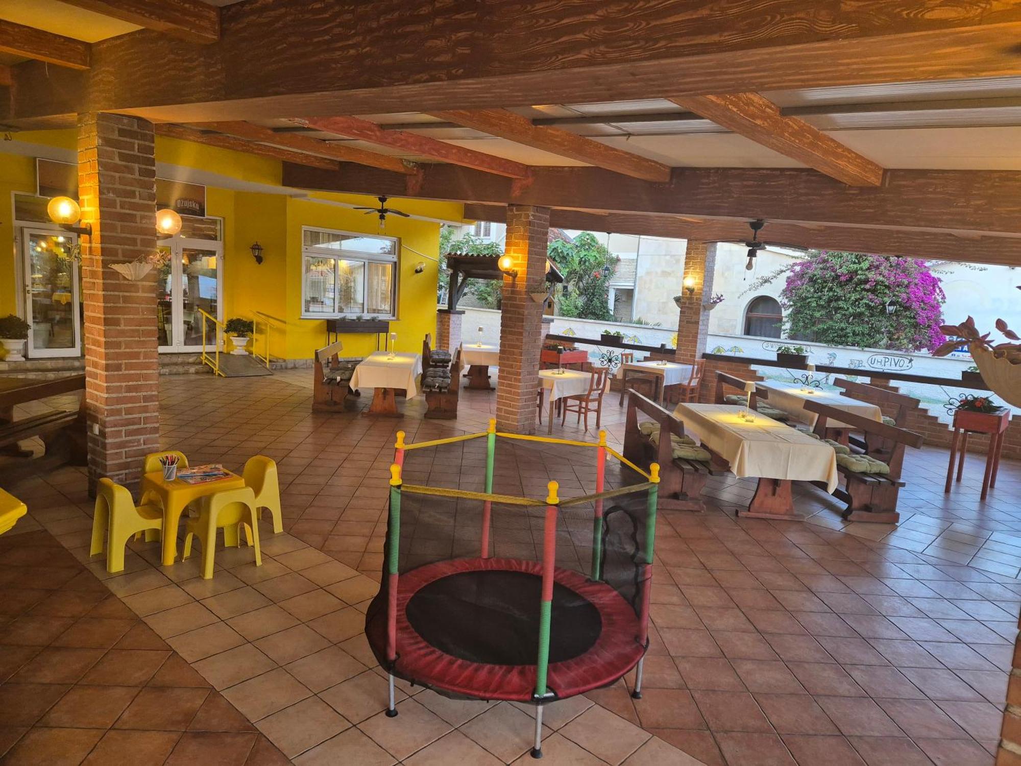 Biergarten Medulin Zewnętrze zdjęcie